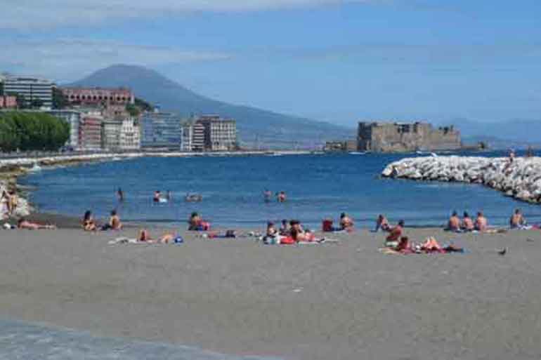 spiaggia Napoli