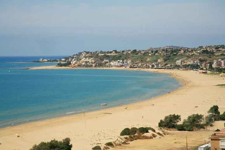 spiaggia Porto Empedocle